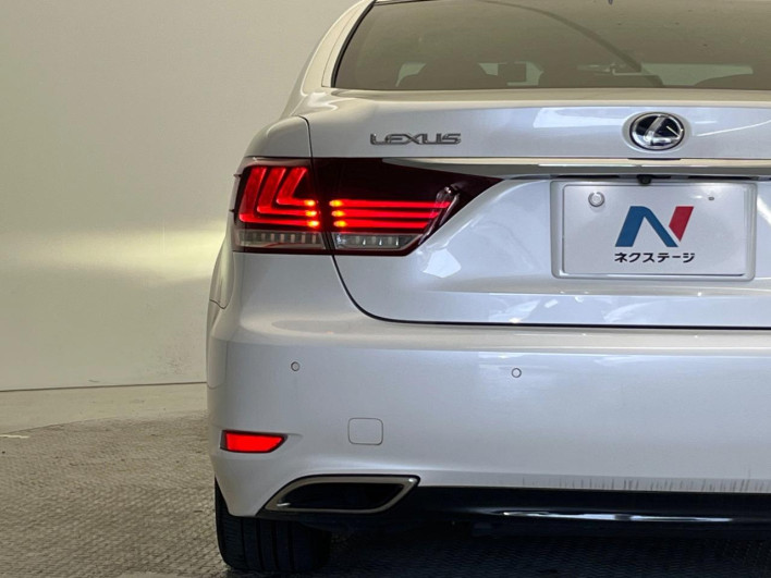2014 Lexus LS DAA-UVF45 (UW-69f6bcff082f3)[17]
