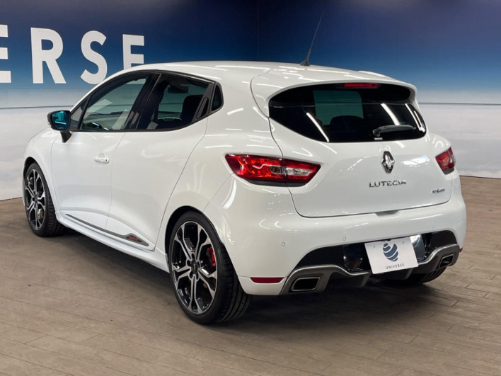 2017 Renault Lutecia ABA-RM5M1 (UW-69f6bd00b2107)[4]