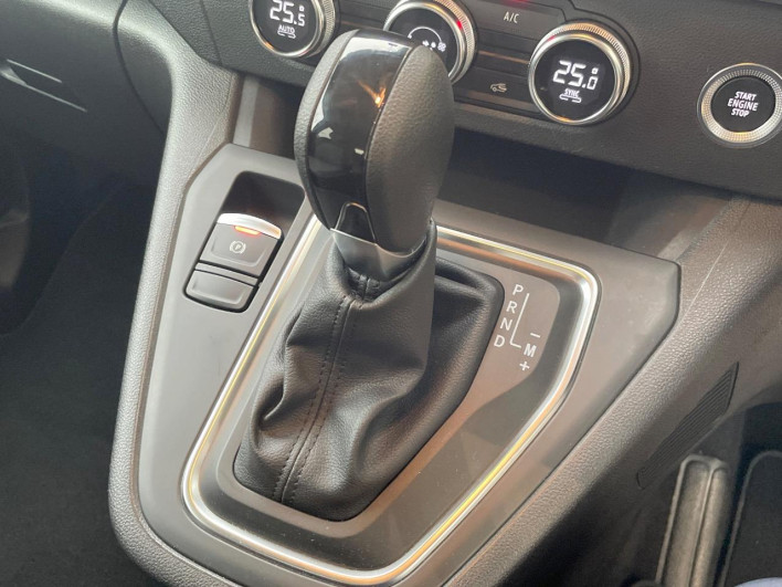 2023 Renault Kangoo 3BA-KFKH5H (UW-69f6bd00b9ee1)[19]