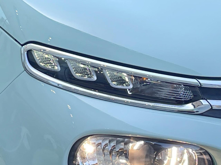 2020 Citroen C3 3BA-B6HN05 (UW-69f6bd037c7d6)[22]
