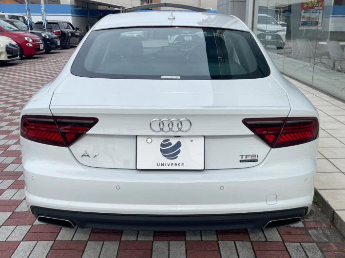 2017 Audi A7 Sportback ABA-4GCREC (UW-69f6bd0695e51)[18]