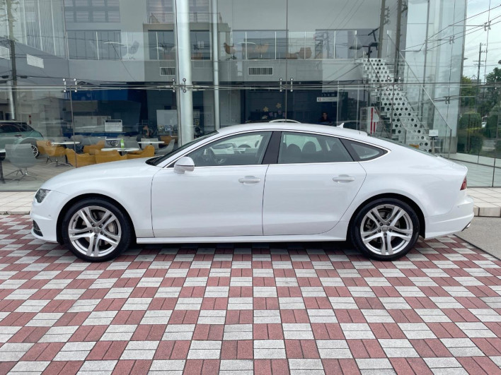 2017 Audi A7 Sportback ABA-4GCREC (UW-69f6bd0695e51)[15]