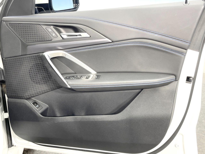 2023 BMW X1 3CA-42EG20 (UW-69f6bd08c62be)[20]
