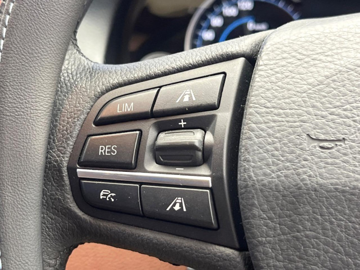 2014 BMW 5 Series LDA-FW20 (UW-69f6bd096849f)[15]