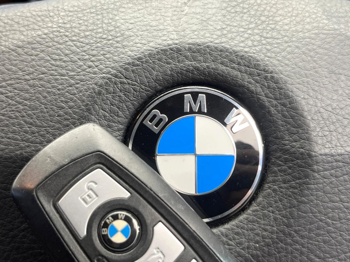 2014 BMW 5 Series LDA-FW20 (UW-69f6bd096849f)[14]