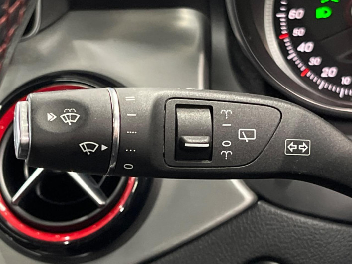 2018 Mercedes Benz CLA Class Shooting Brake DBA-117951 (UW-69f6bd0ce40b2)[18]