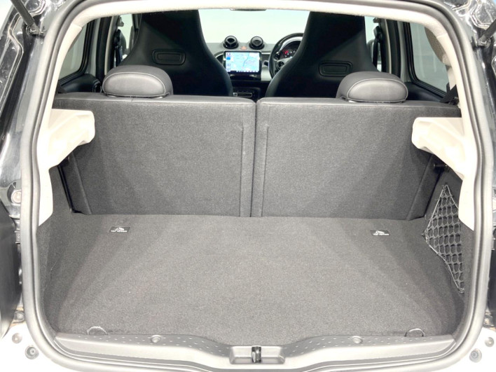 2019 Smart Smart ForFour ABA-453062 (UW-69f6bd0e4b770)[14]