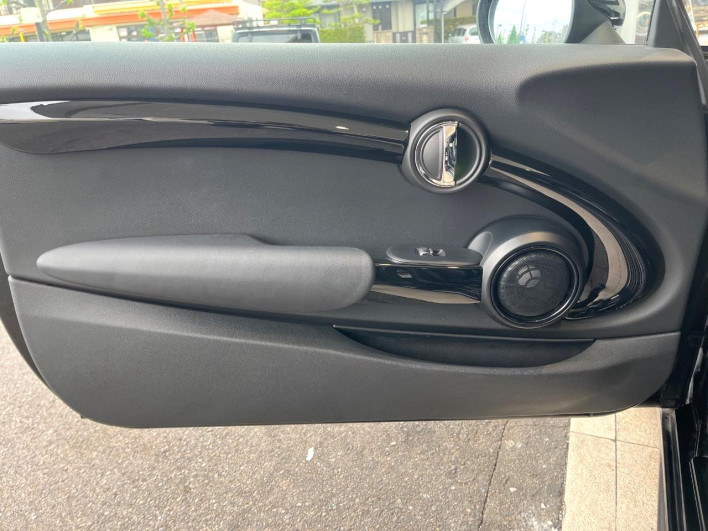2017 Rover Mini DBA-XMJCW (UW-69f6bd10197f2)[18]