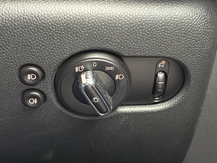 2016 Rover Mini LDA-XT15 (UW-69f6bd1061b78)[5]