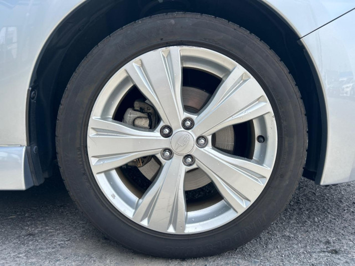 2013 Subaru Exiga DBA-YAM (UW-69f6bd1298301)[9]