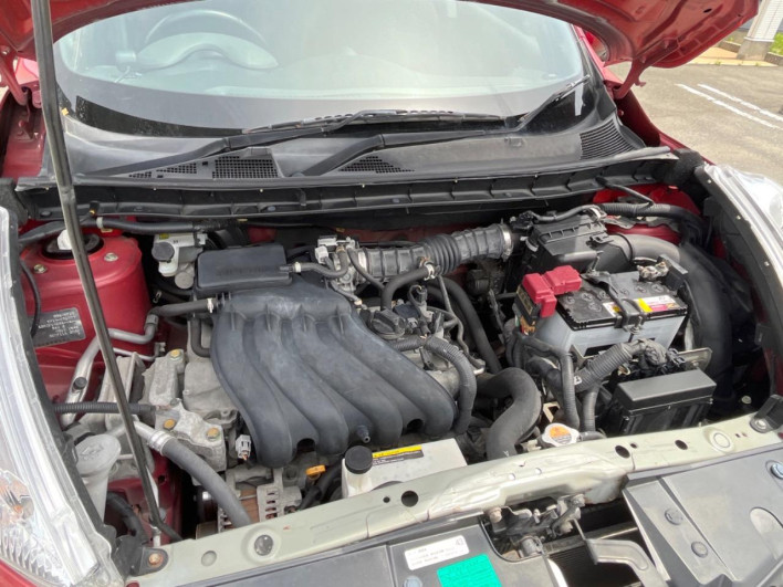 2011 Nissan JUKE DBA-YF15 (UW-69f6bd129c5f3)[7]