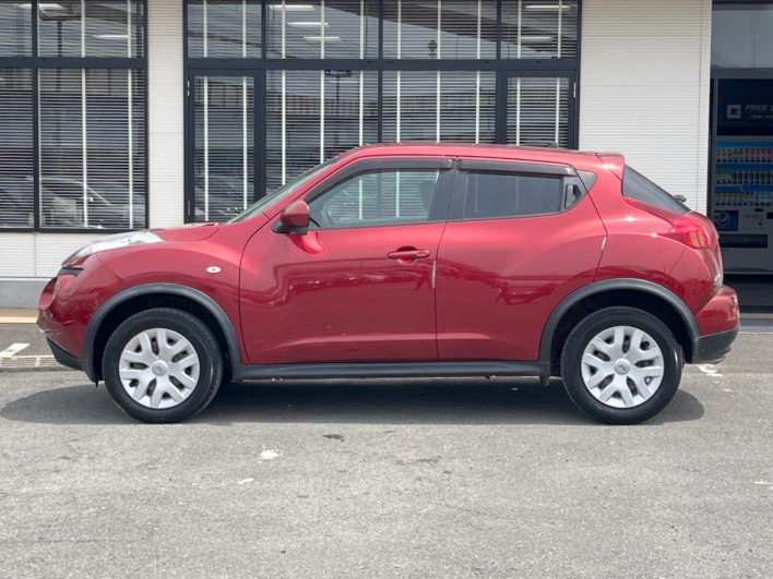 2011 Nissan JUKE DBA-YF15 (UW-69f6bd129c5f3)[22]