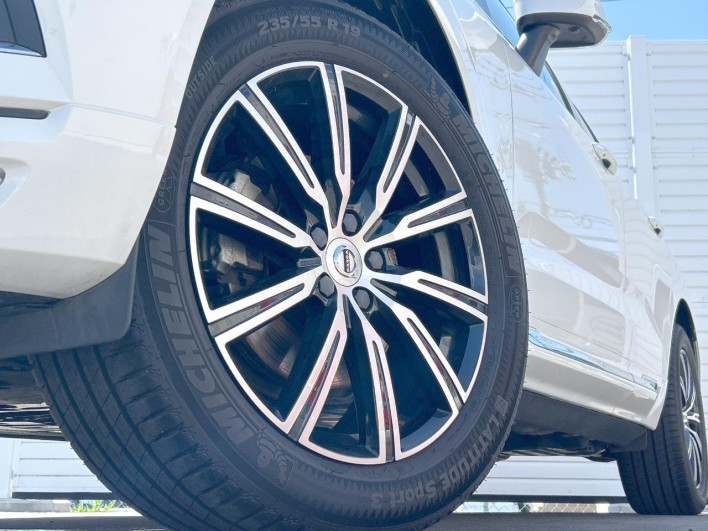 2019 Volvo XC60 LDA-UD4204TXC (UW-69f6bd1416557)[5]