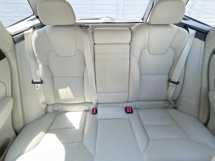 2019 Volvo XC60 LDA-UD4204TXC (UW-69f6bd1416557)[28]