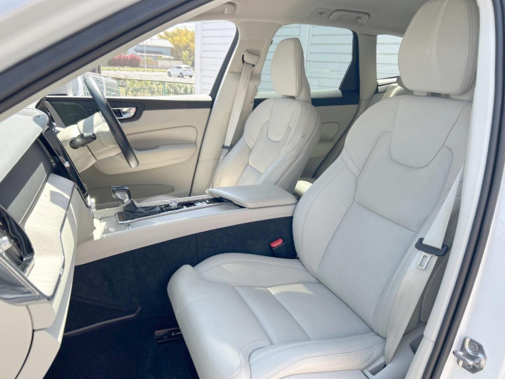 2019 Volvo XC60 LDA-UD4204TXC (UW-69f6bd1416557)[23]