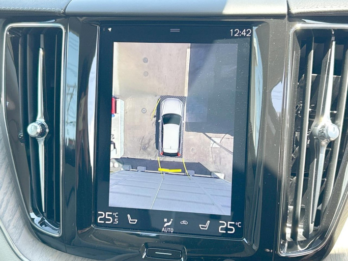 2019 Volvo XC60 LDA-UD4204TXC (UW-69f6bd1416557)[25]