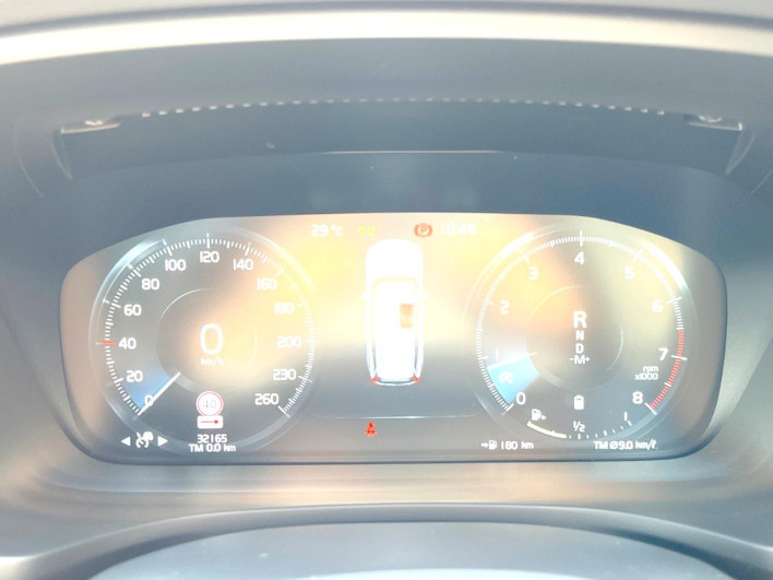 2021 Volvo V60 5AA-ZB420TM (UW-69f6bd14c8df2)[14]
