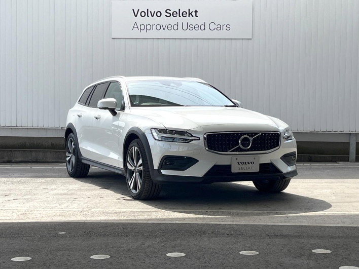 2021 Volvo V60 DBA-ZB420 (UW-69f6bd14df7be)[6]