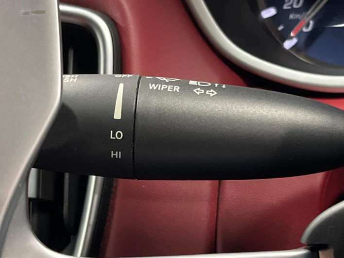 2018 Maserati Ghibli ABA-MG30C (UW-69f6bd1533497)[19]