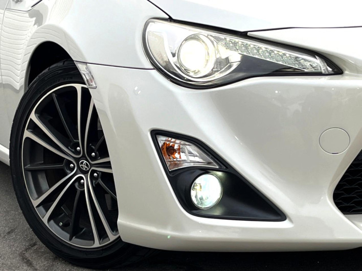 2012 Toyota 86 DBA-ZN6 (UW-69f6bd1b41a1b)[12]