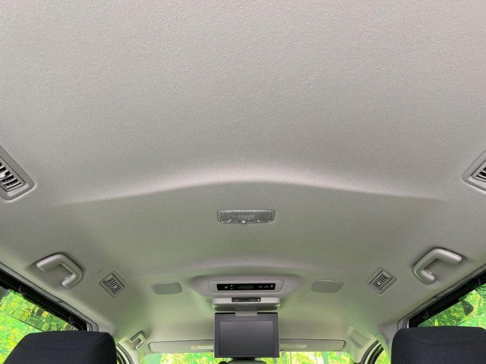 2016 Toyota Noah DBA-ZRR80G (UW-69f6bd1f79cc5)[16]