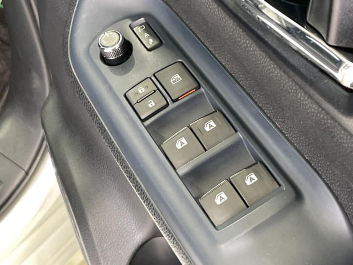 2016 Toyota Noah DBA-ZRR80G (UW-69f6bd1f79cc5)[21]
