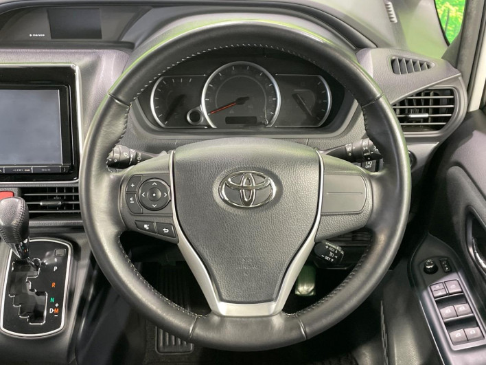 2016 Toyota Noah DBA-ZRR80G (UW-69f6bd1f79cc5)[19]