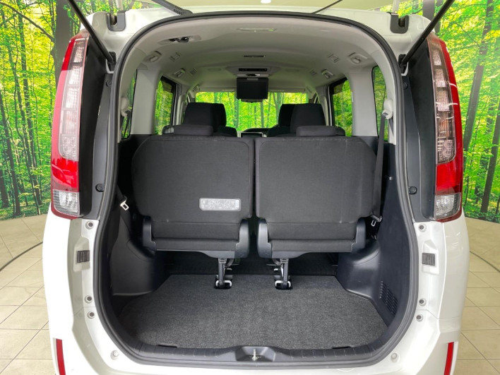 2016 Toyota Noah DBA-ZRR80G (UW-69f6bd1f79cc5)[15]