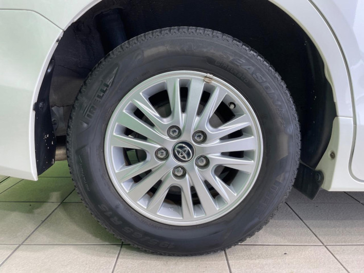 2016 Toyota Noah DBA-ZRR80G (UW-69f6bd1f79cc5)[27]