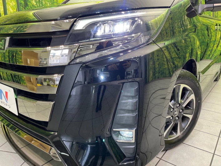 2018 Toyota Noah DBA-ZRR80W (UW-69f6bd22a0679)[14]