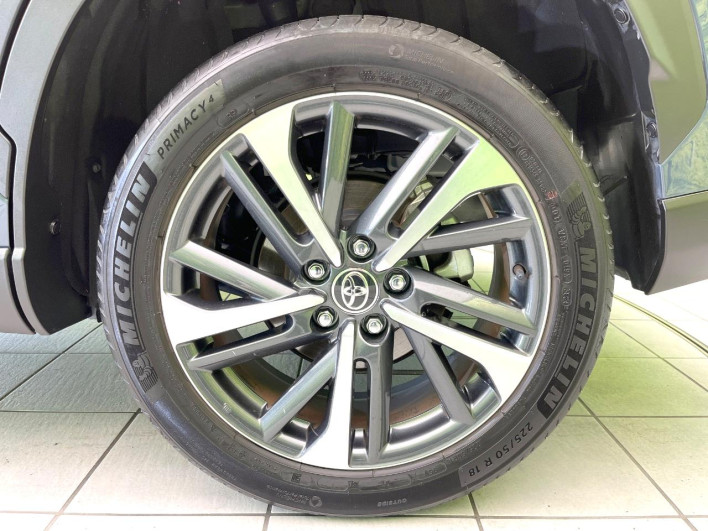 2024 Toyota Corolla Cross 6AA-ZVG13 (UW-69f6bd2b31fdc)[13]
