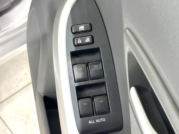 2009 Toyota Prius DAA-ZVW30 (UW-69f6bd2d66f5b)[25]