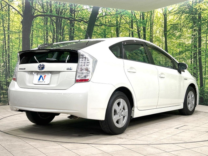 2010 Toyota Prius DAA-ZVW30 (UW-69f6bd2d72bd1)[19]