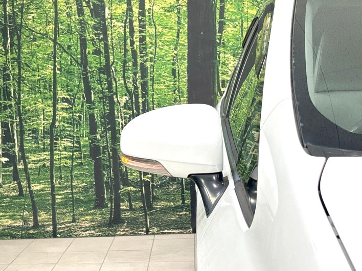 2010 Toyota Prius DAA-ZVW30 (UW-69f6bd2d72bd1)[14]
