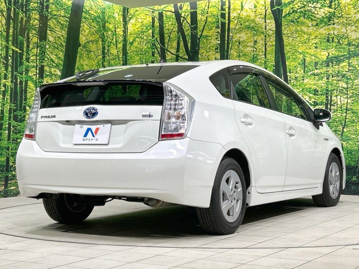 2011 Toyota Prius DAA-ZVW30 (UW-69f6bd2dbf427)[9]
