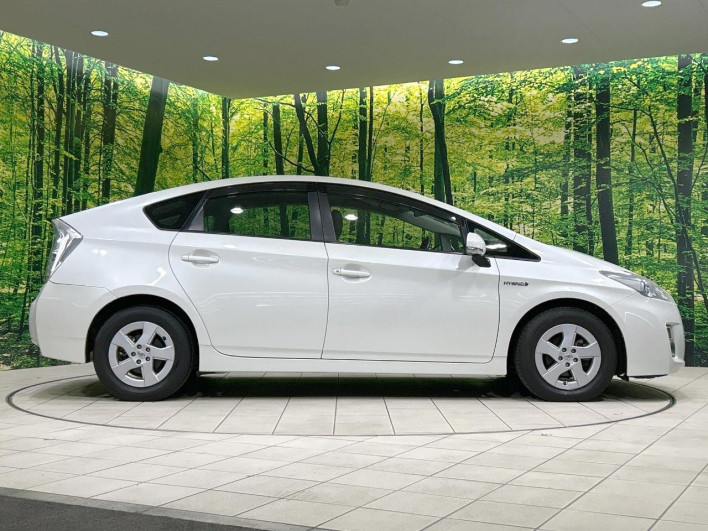 2011 Toyota Prius DAA-ZVW30 (UW-69f6bd2dbf427)[8]