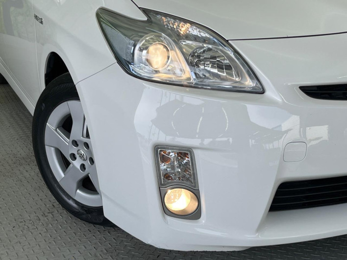 2011 Toyota Prius DAA-ZVW30 (UW-69f6bd2eab763)[13]