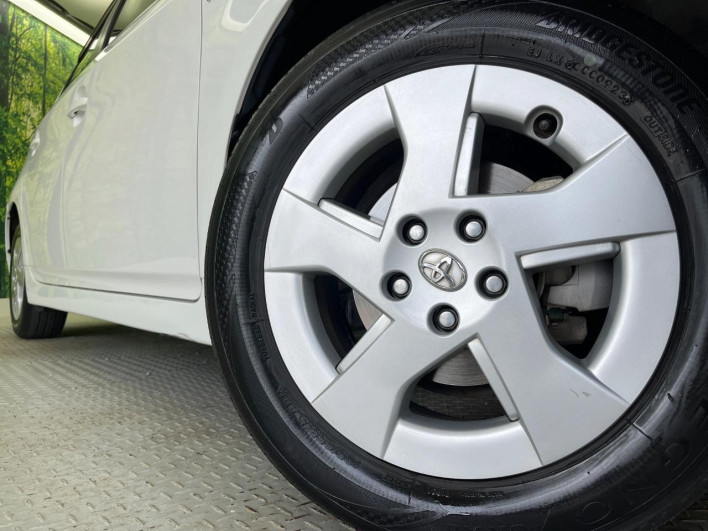 2011 Toyota Prius DAA-ZVW30 (UW-69f6bd2eab763)[14]