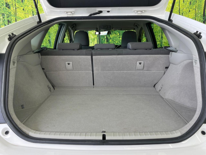 2011 Toyota Prius DAA-ZVW30 (UW-69f6bd2eab763)[27]