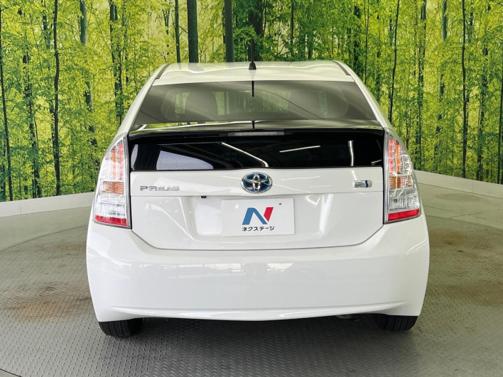 2011 Toyota Prius DAA-ZVW30 (UW-69f6bd2eab763)[22]