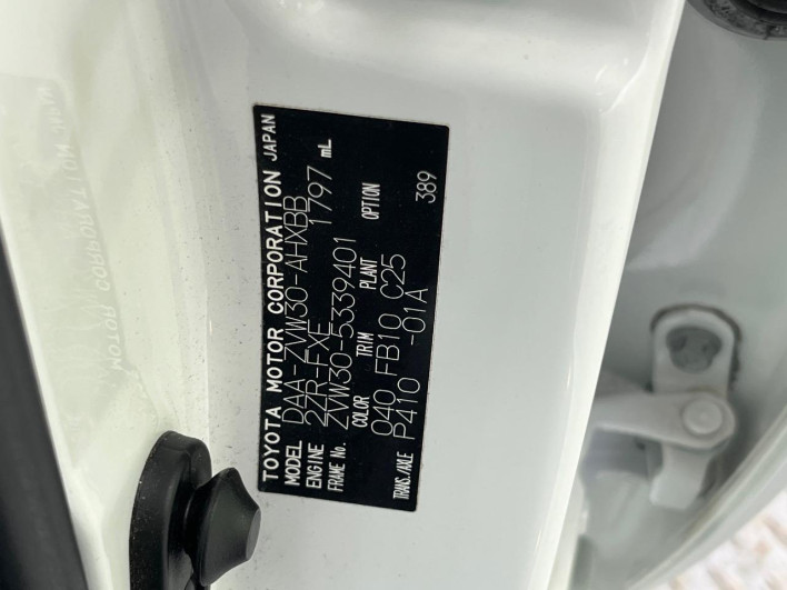 2011 Toyota Prius DAA-ZVW30 (UW-69f6bd2eab763)[1]