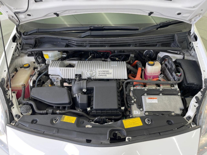 2011 Toyota Prius DAA-ZVW30 (UW-69f6bd2eab763)[12]
