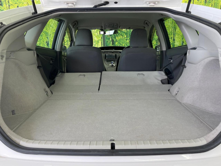 2011 Toyota Prius DAA-ZVW30 (UW-69f6bd2eab763)[28]