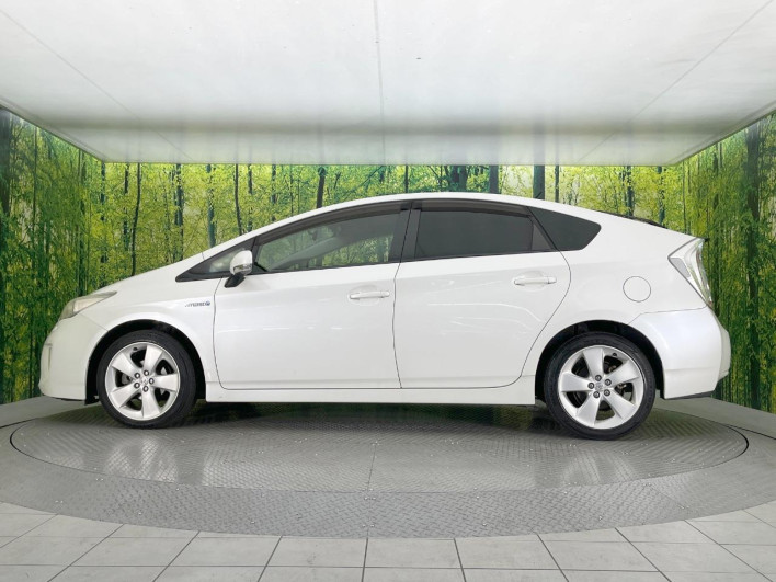 2013 Toyota Prius DAA-ZVW30 (UW-69f6bd2faf822)[19]