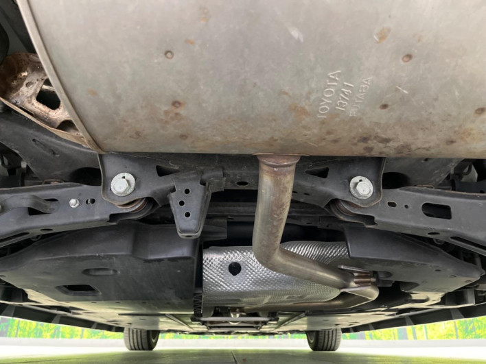 2021 Toyota Prius 6AA-ZVW51 (UW-69f6bd379c593)[21]