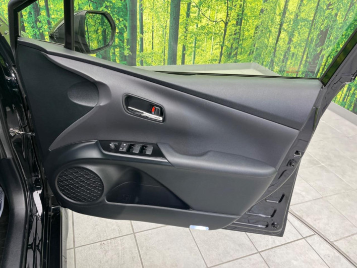 2021 Toyota Prius 6AA-ZVW51 (UW-69f6bd379c593)[23]