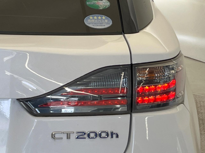 2015 Lexus CT DAA-ZWA10 (UW-69f6bd3956460)[20]