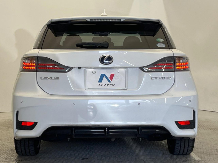 2015 Lexus CT DAA-ZWA10 (UW-69f6bd3956460)[16]
