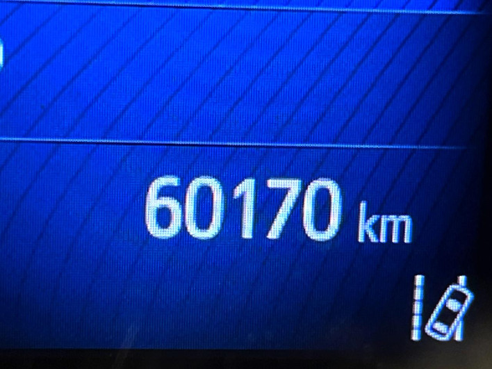 2017 Toyota C-HR DAA-ZYX10 (UW-69f6bd499d1b2)[2]