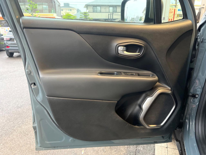 2019 Chrysler Jeep Renegade 3BA-BU13 (UW-69f80cc5cdbef)[19]